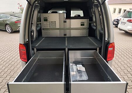 VW Caddy Volkswagen Nfz Kasten 4Motion 2.0 TDI, Navi, Schränke