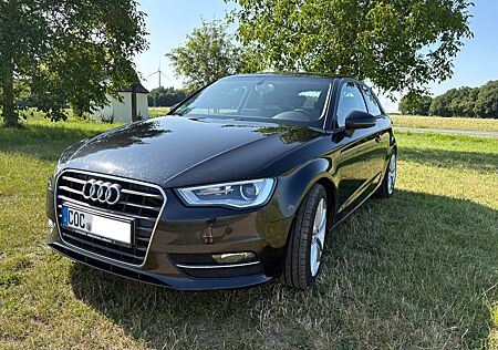 Audi A3 2.0 TDI Ambition Xenon Connectivity