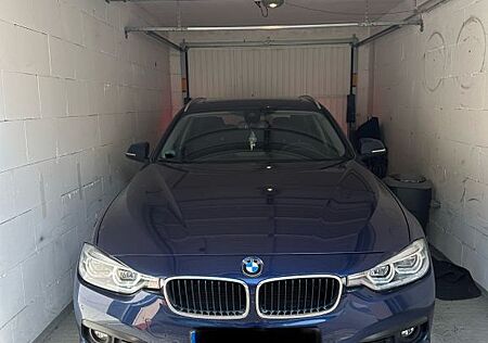 BMW 318d Touring Advantage Advantage