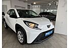 Toyota Aygo (X) 1.0 Play CVT-Automatikgetriebe Klima GJR