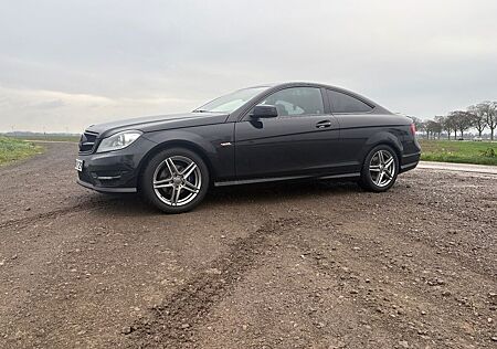 Mercedes-Benz 250 AMG-Line