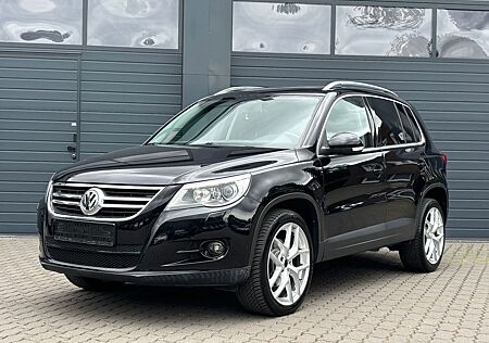 VW Tiguan Volkswagen 2.0 TSI*4Mot.*Kette NEU*Xenon*Leder*PanoD