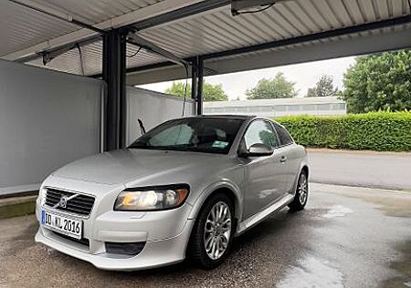 Volvo C30 2.0D -