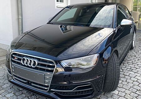 Audi S3 2.0 TFSI S tronic quattro - DSG