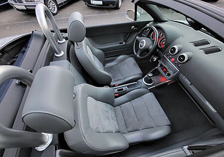 Audi TT 1.8 T Roadster quattro *32.900 KM*2.Hd*