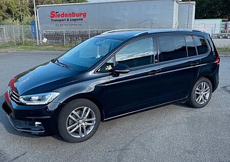 VW Touran Volkswagen 1.4 TSI DSG SOUND BMT SOUND / AHK