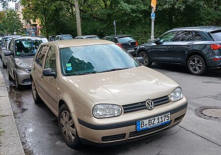VW Golf Volkswagen 1.4 EU4 Edition TÜV NEU!!