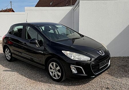 Peugeot 308 5-Türer Automatik Klimaautomatik nur 140tkm