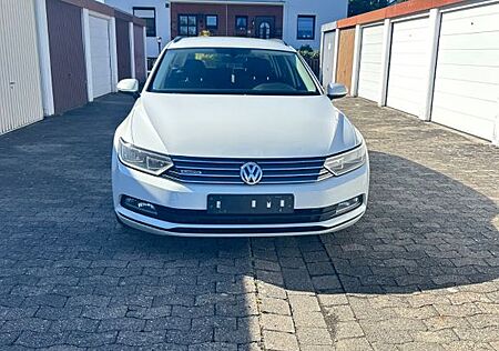 VW Passat Variant Volkswagen 1.6 TDI SCR BlueMotion Trendl...