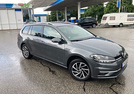 VW Golf Volkswagen 2.0 TDI DSG Sound Variant Sound mit AHK