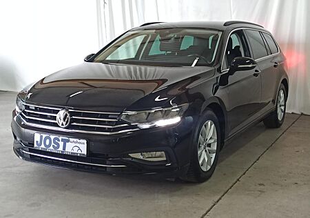 VW Passat Variant Volkswagen Business 1.5 TSI DSG Navi/AHK/LED