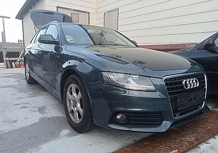 Audi A4 2.7 TDI (DPF) multitr. Attraction Avant A...