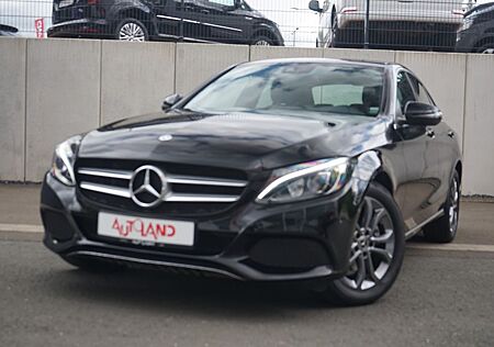 Mercedes-Benz C 200 C200 Avantgarde LED Navi Kamera Panorama USB