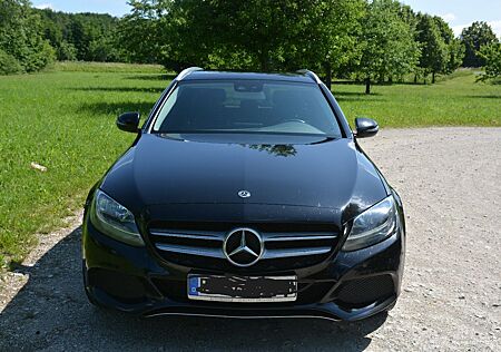 Mercedes-Benz C 220 d 4MATIC T AVANT+PANO+AHK