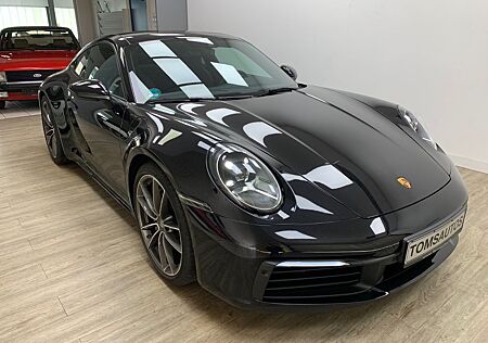 Porsche 992 Carrera PDK Sportabgas Sportsitze Burmester