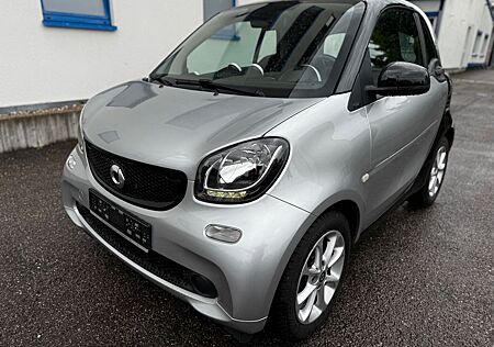 Smart ForTwo coupe"NAVI"LEDER"PANO"R.KAM"VOLL"1
