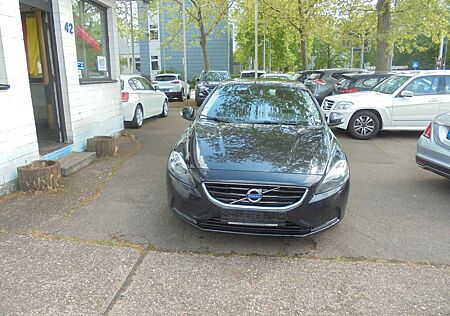 Volvo V40 Momentum