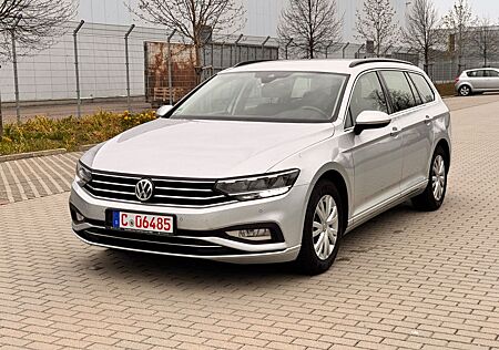 VW Passat Volkswagen 2.0 140kW DSG Business
