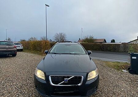 Volvo V70 D5 Summum