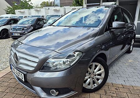 Mercedes-Benz B 180 CDI 7-G Navi Leder PDC Exklusiv Tempomat