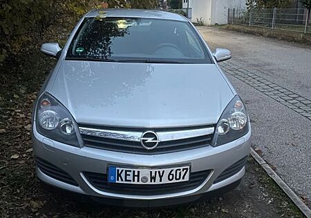 Opel Astra Coupé 1.6 -