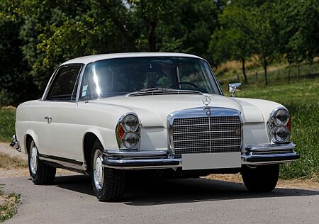 Mercedes-Benz 280 SE/9 3,5l Coupe W 111