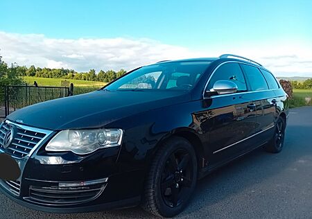 VW Passat Variant Volkswagen 2.0 TDI DPF DSG 125kW Highlin...