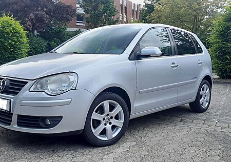 VW Polo Volkswagen IV 9N3 United 1.4 Zahnriemen + Kupplung neu