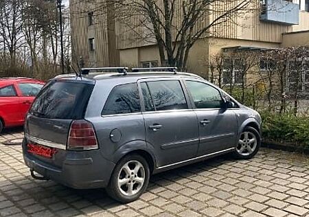 Opel Zafira 1.9 CDTI Cosmo 74kW Cosmo