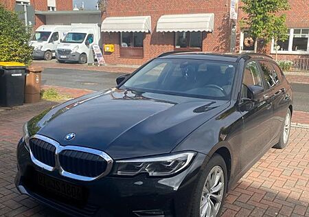 BMW 318d Touring Advantage Advantage