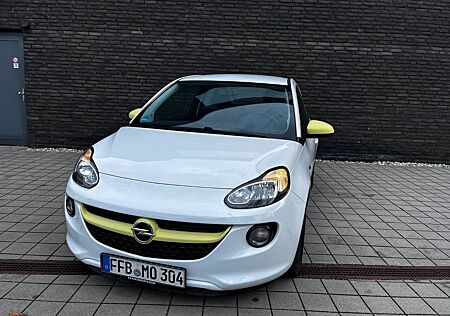 Opel Adam 1.2 -