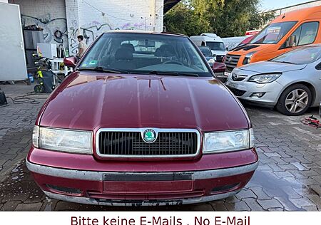 Skoda Octavia 1.6 GLX