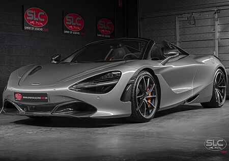 McLaren 720S Spider - B&W - Lift - Many Carbon!!!