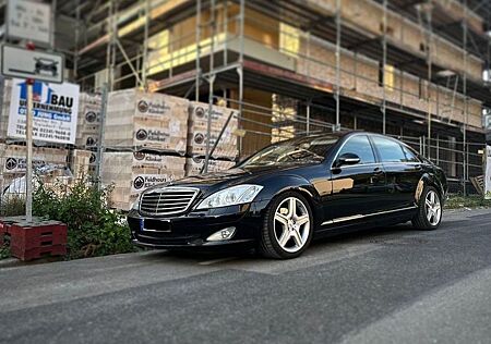 Mercedes-Benz S 350 4MATIC L -