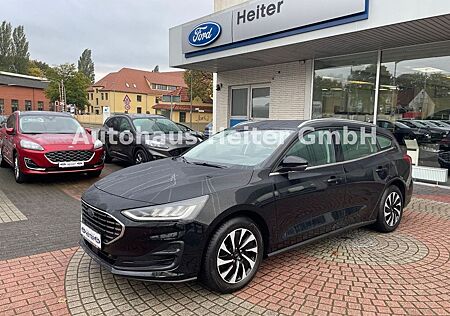 Ford Focus Turnier Titanium / SYNC 4 + Navi