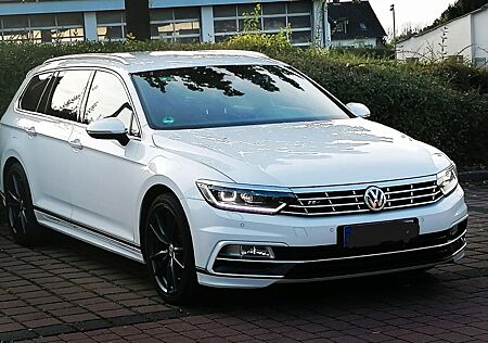 VW Passat Variant Volkswagen R-Line 2.0 TDI 190 Ps