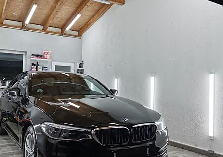 BMW 520d M-Paket Lenkrad Winterpaket (24.000€)