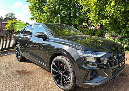 Audi Q8 TFSI 24.5TKM Matrix Pano 2x S-Line