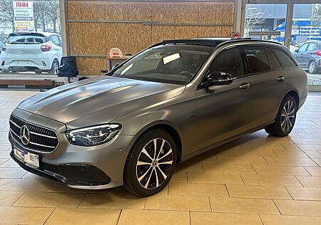 Mercedes-Benz E 300 deAvantgarde*R.Cam*Burmester*SHZ*Navi*Pano