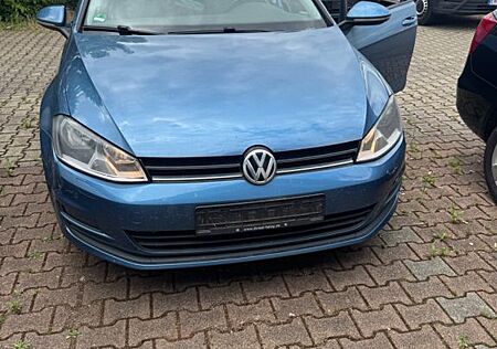 VW Golf Volkswagen VII Lim. Comfortline BMT