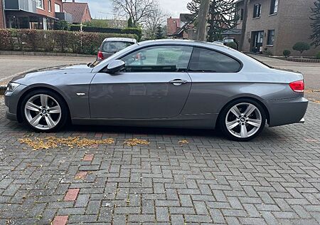 BMW 320 gebraucht kaufen BMW 320d Coupé -