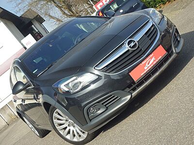 Opel Insignia Country Tourer OPC 4x4 volle Hütte