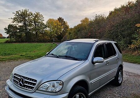 Mercedes-Benz ML 350 -