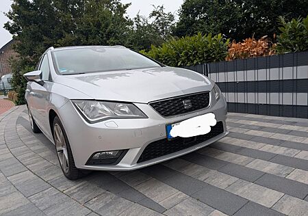 Seat Leon ST 1.6 TDI DSG Style ACC Alcantara DAB SHZ