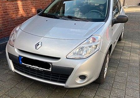 Renault Clio Yahoo! 1.2 16V 75 Yahoo!