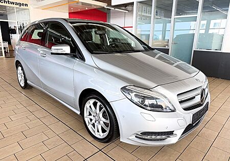 Mercedes-Benz B 180 CDI *SPORTPAKET+AUTOM+NAVI+BI-XEN+LEDER+17