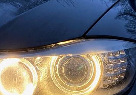 BMW 318d Edition Exclusive Edition Exclusive