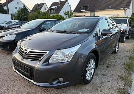 Toyota Avensis 2.0 D-4D Kombi Edition 1.Hand 8Fach