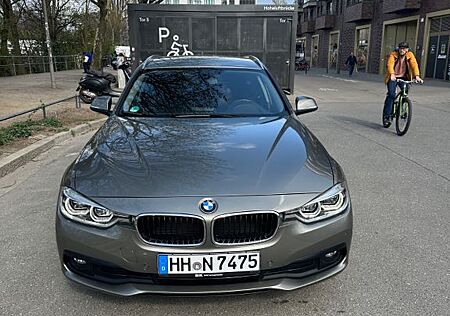 BMW 318d Touring Advantage