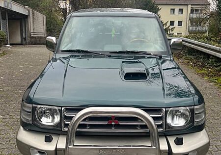 Mitsubishi Pajero 2.8TD American Dream American Dream